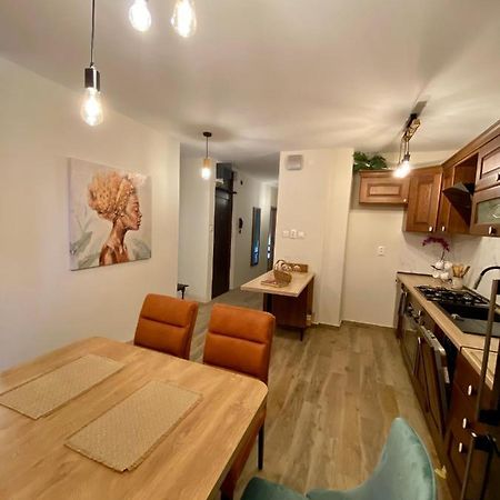 Apartment With Balcony And Free Parking Zadar Exterior foto