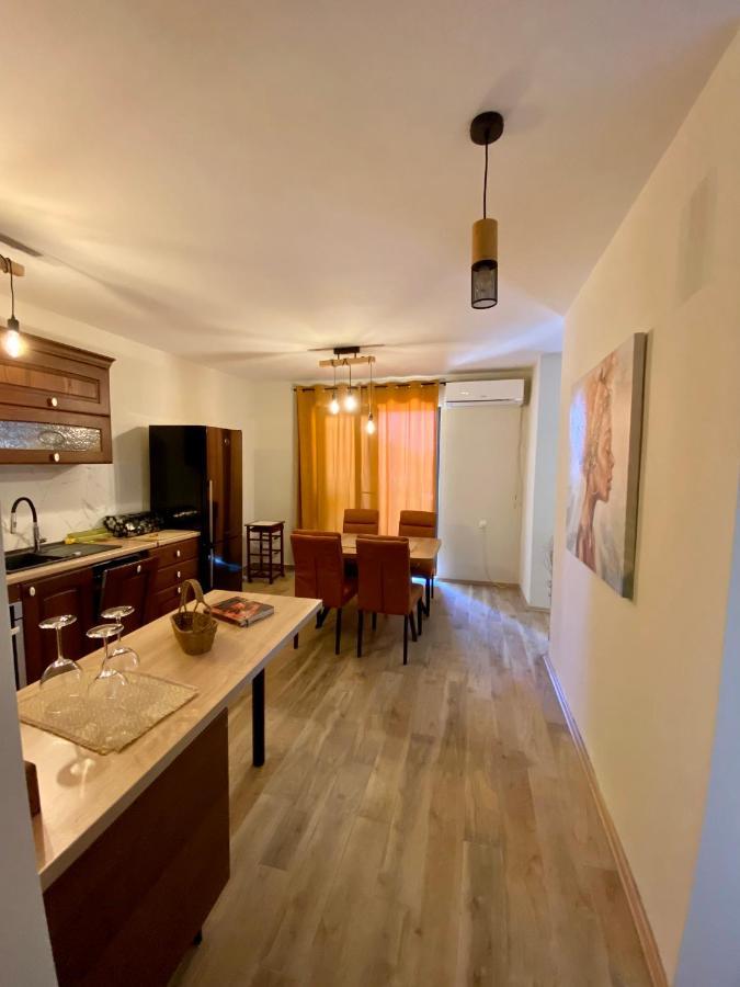 Apartment With Balcony And Free Parking Zadar Exterior foto