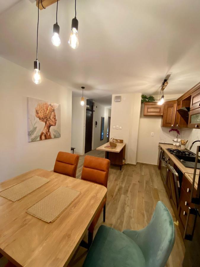 Apartment With Balcony And Free Parking Zadar Exterior foto