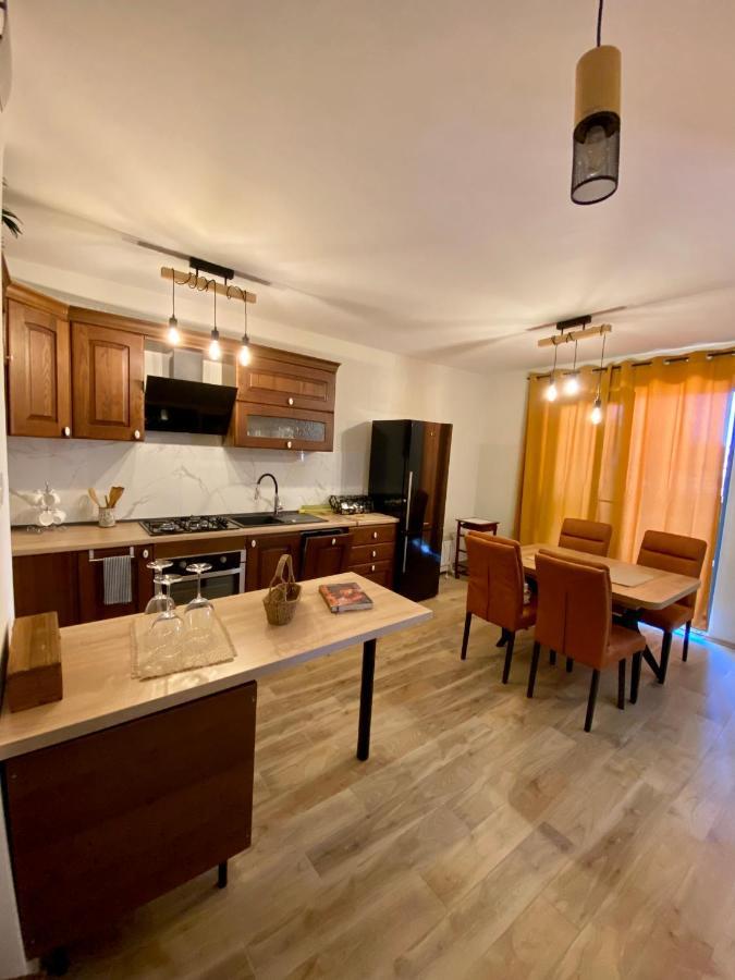 Apartment With Balcony And Free Parking Zadar Exterior foto
